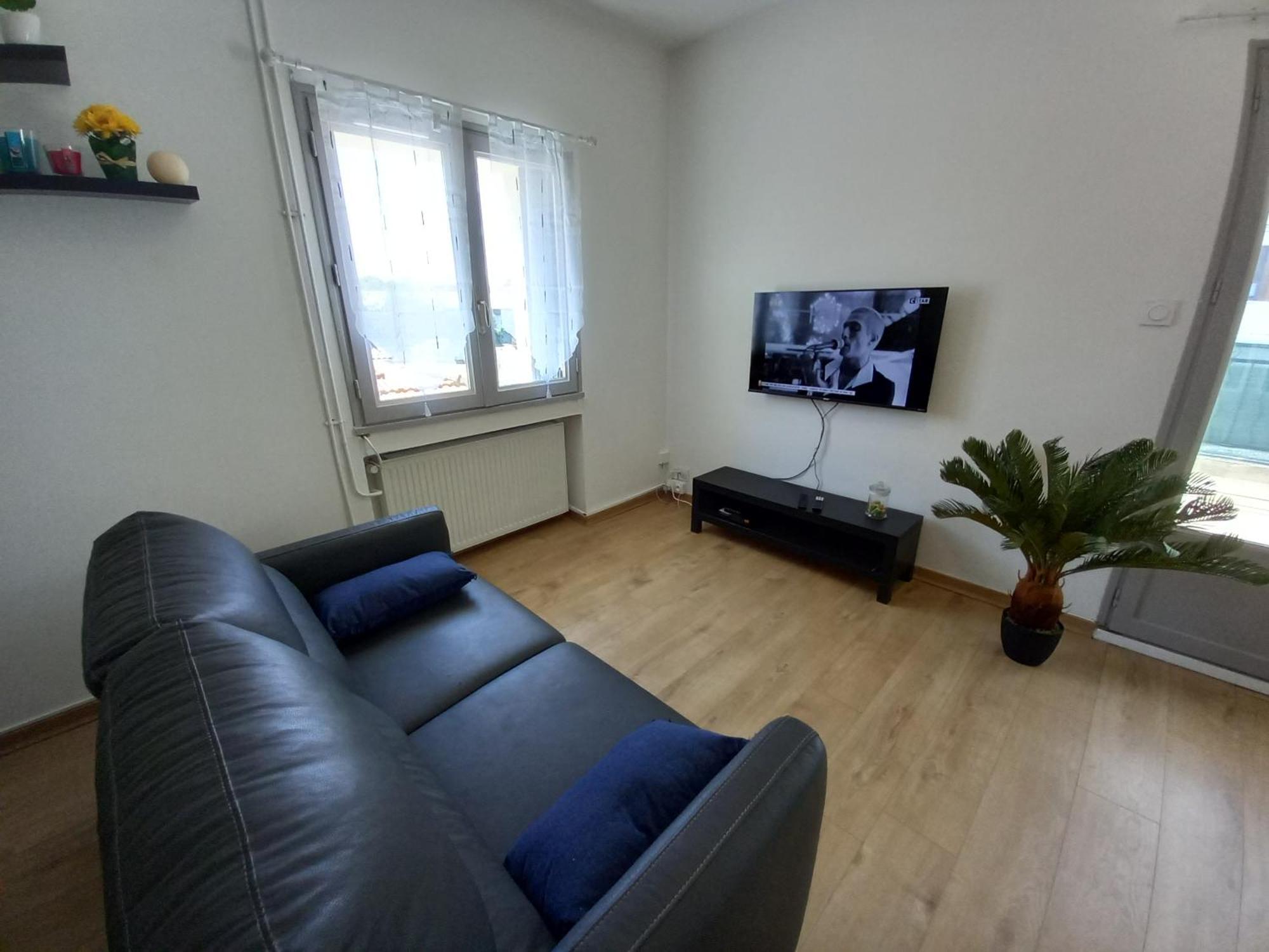 Appartement T3 En Duplex Proche Gare Sncf Avec Parking A *
